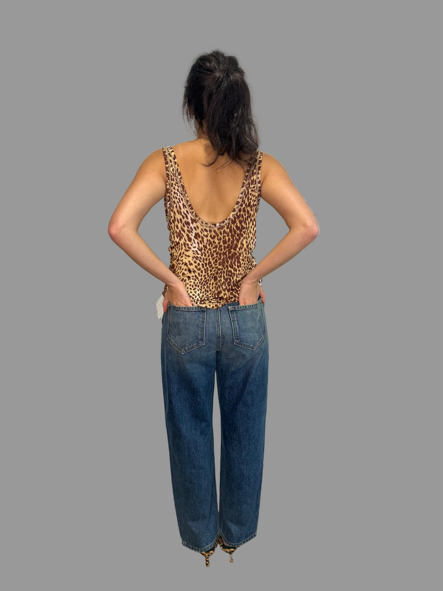 BNWT Khaite 'Shalbi' Jeans, 28