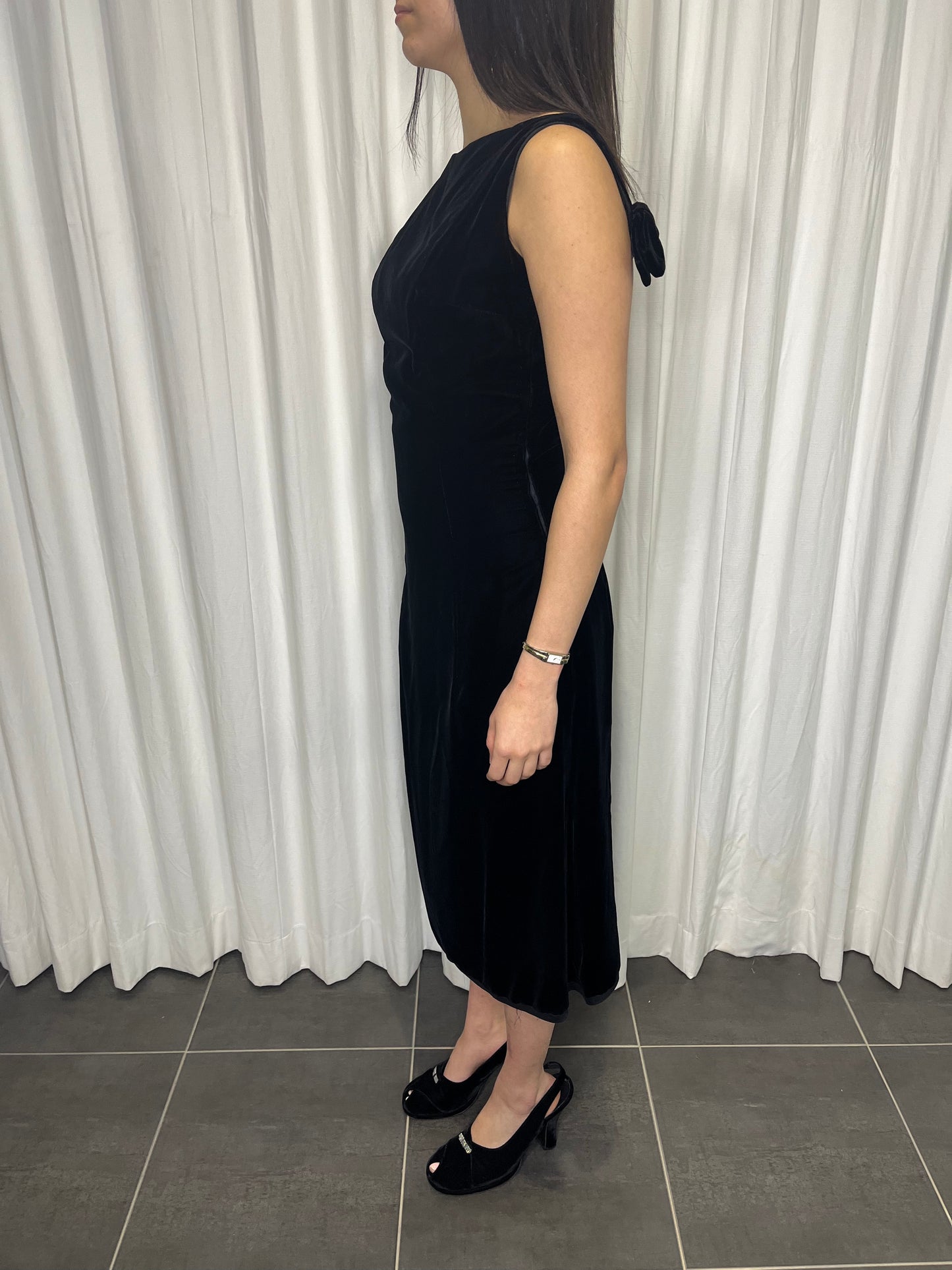 Vintage Handmade Bow Detail Black Velvet Dress