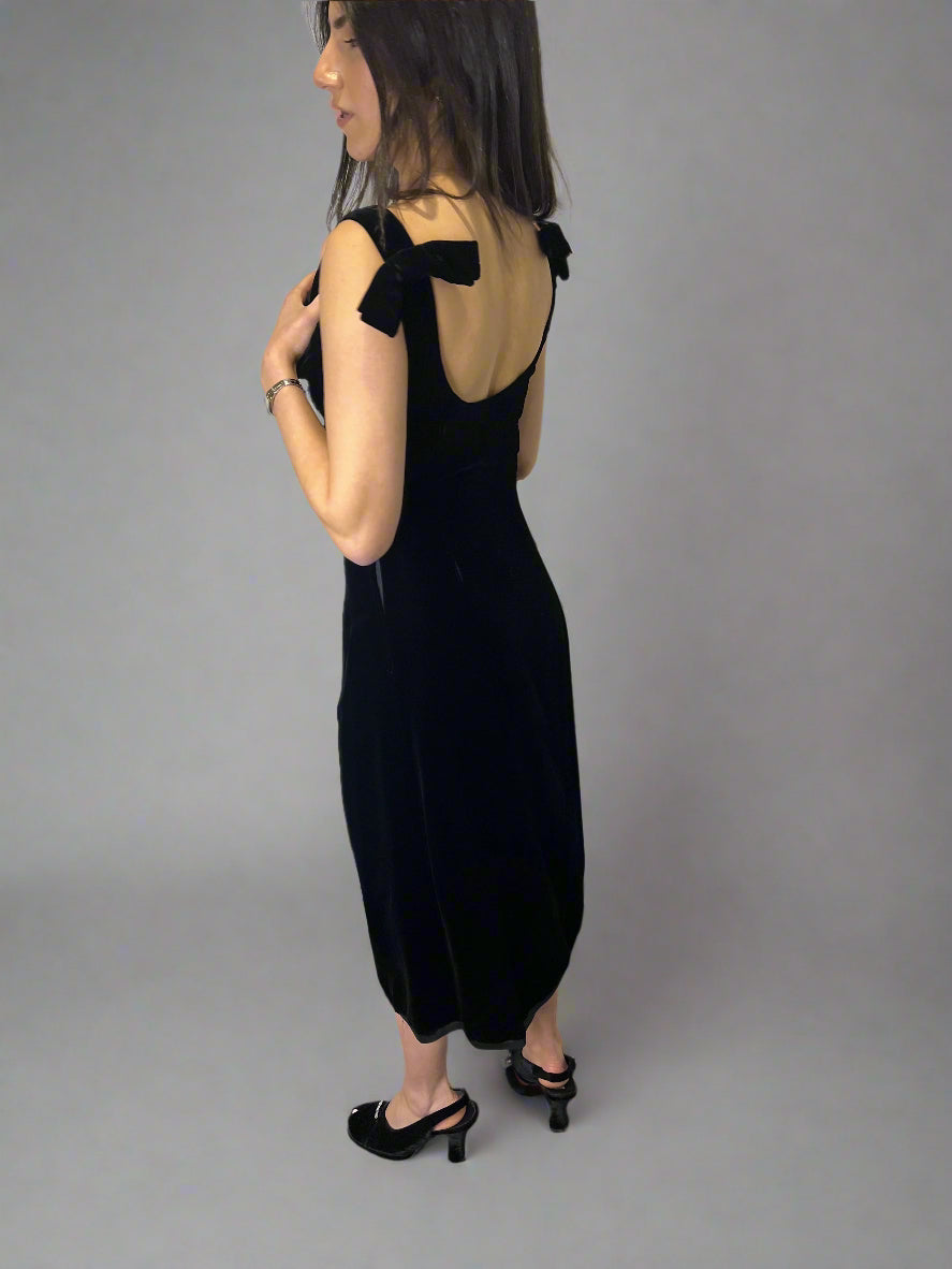 Vintage Handmade Bow Detail Black Velvet Dress