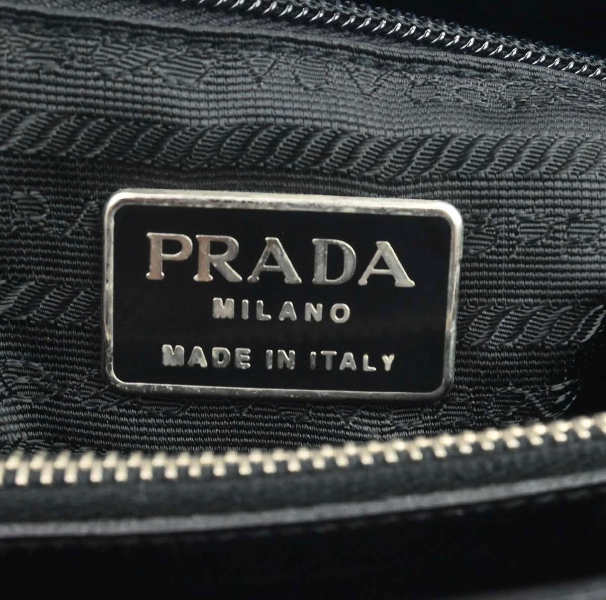 Vintage 1995 Prada Spazzolato handbag (Large)