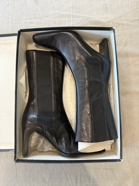 Deadstock 1990s Anne Klein Black Leather Heeled Bioots, 39.5