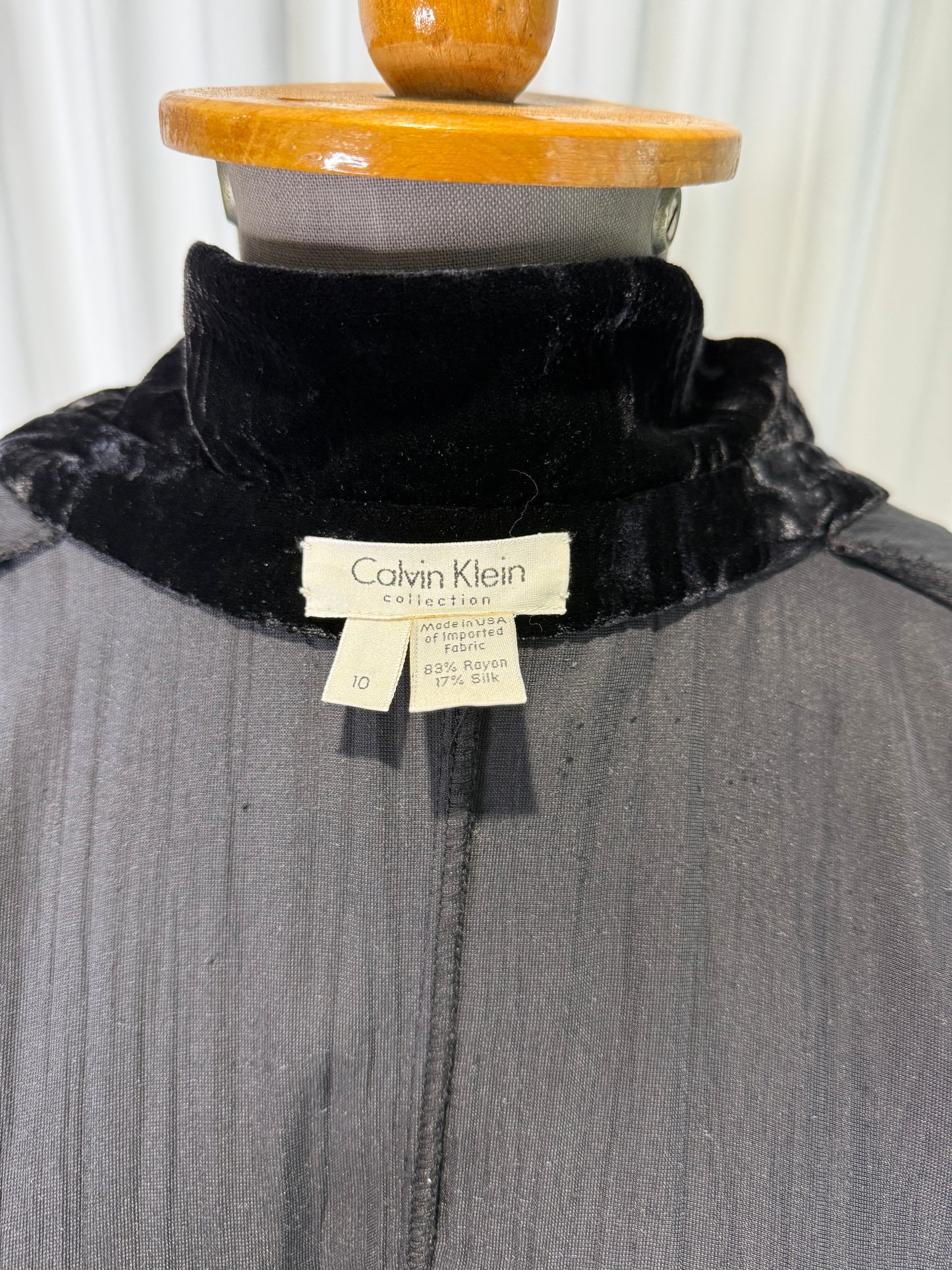 Calvin Klein Collection Late 1994 Rayon/Silk Black Dress