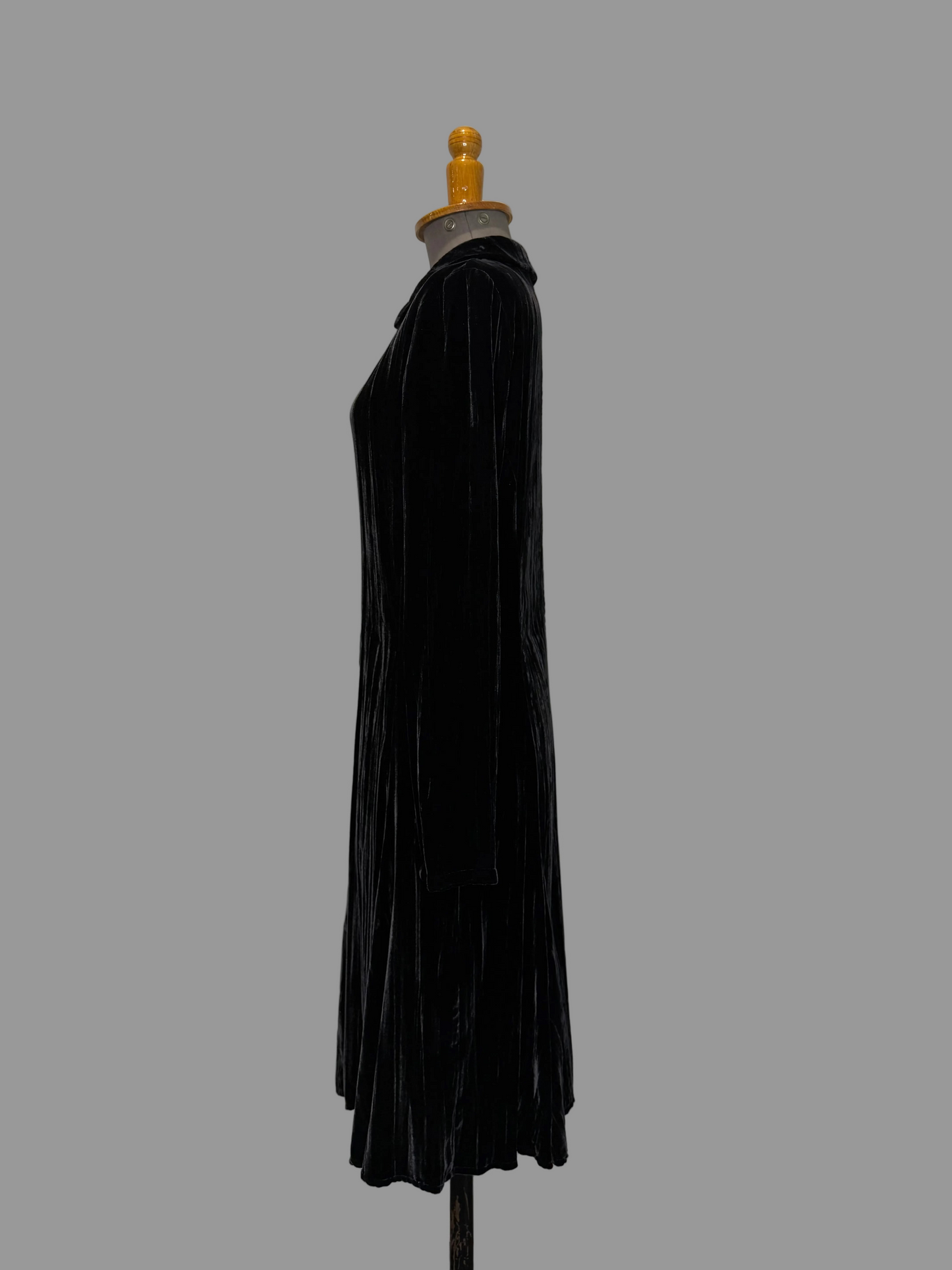 Calvin Klein Collection Late 1994 Rayon/Silk Black Dress