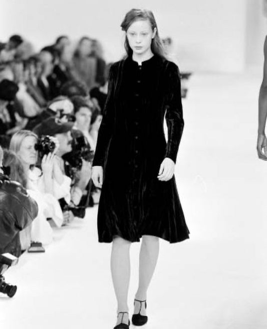 Calvin Klein Collection Late 1994 Rayon/Silk Black Dress