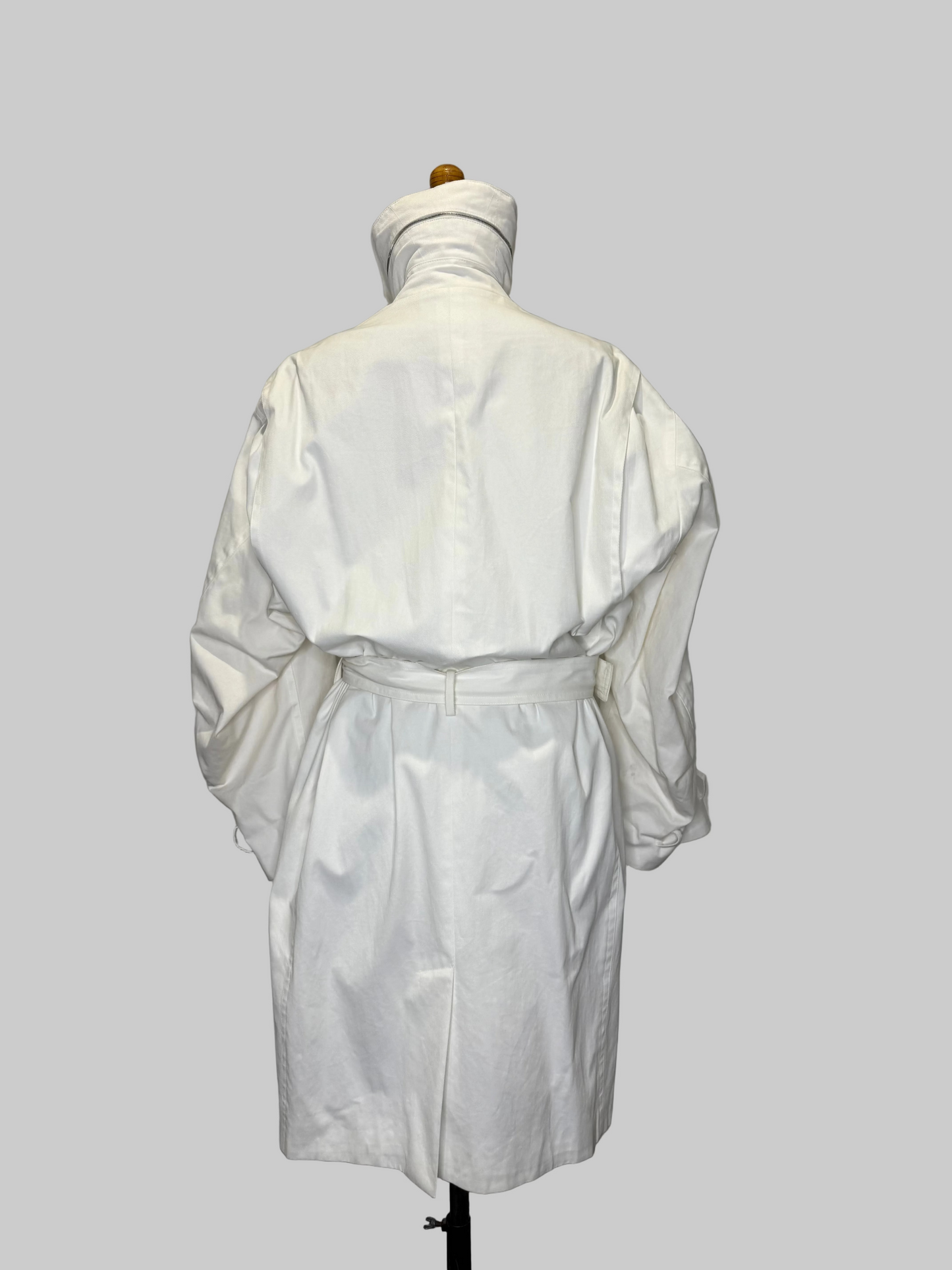 Calvin Klein Collection SS 2002 White Trench Coat