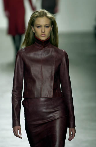 Calvin Klein Collection F/W 2000 Runway Burgundy Leather Jacket with Fur Collar