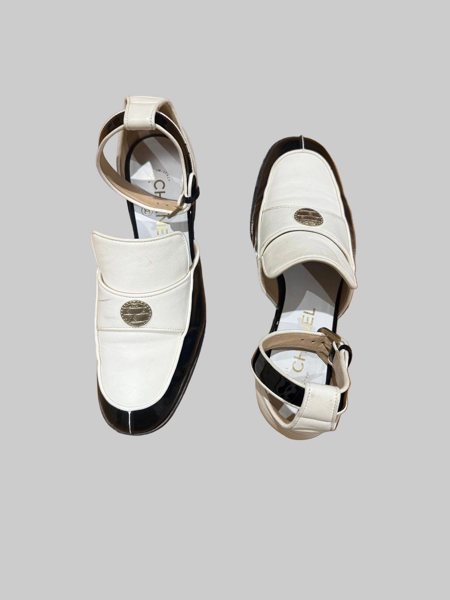 Chanel 2015 D'Orsay Brogues, 38.5