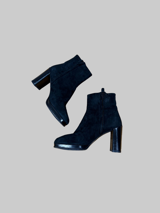 Calvin Klein Collection Suede Black Heeled Boots, 38.5