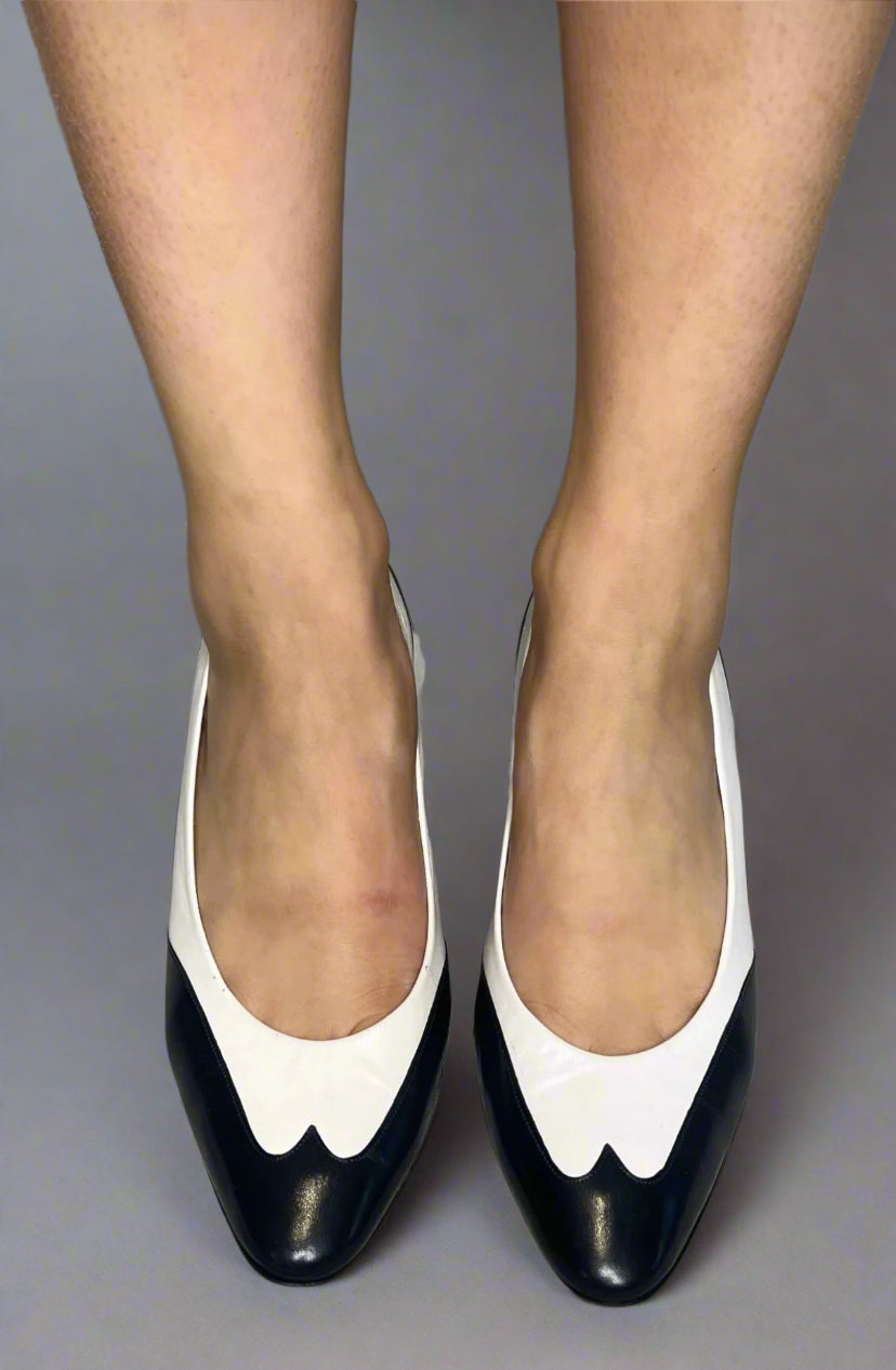 Vintage Gucci Black and White Pumps, 1980s